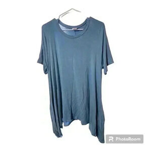 Womens blue short sleeve blouse!